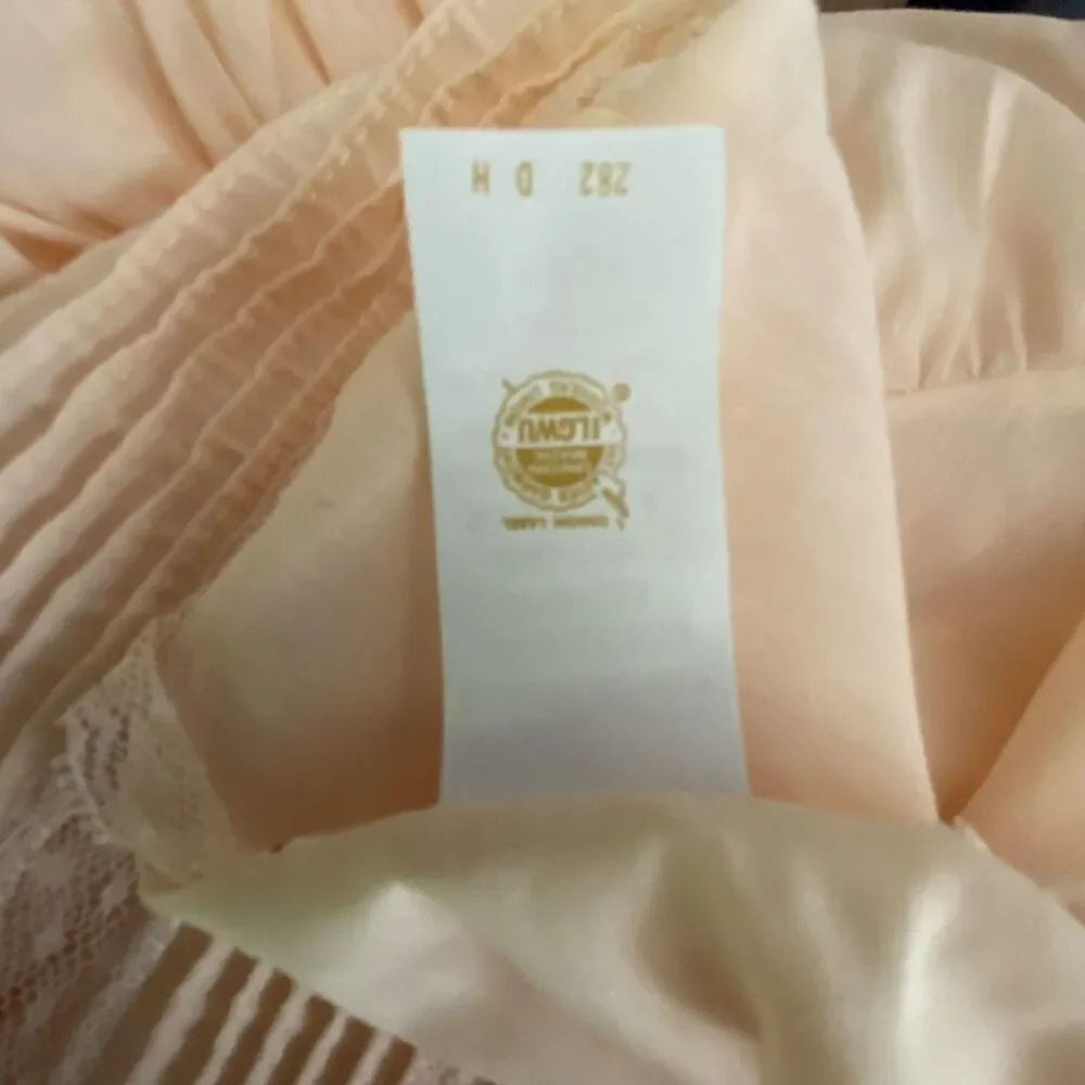 Vintage Barbizon Nightgown Womens Petite Maxi Ruffle Lace Trim Made USA 70s 80s